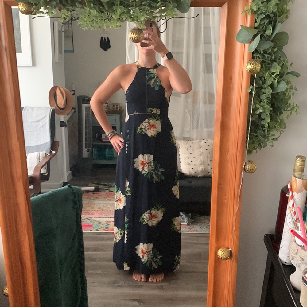 Lulus maxi floral dress